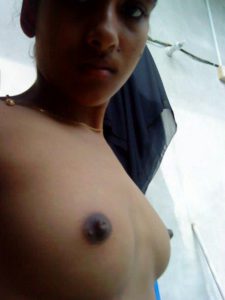 desi indian bhabhi nipple closeup