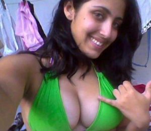 desi indian girl hot bikini selfie image