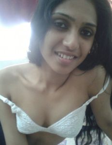 desi indian girl smiling nude image