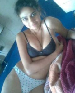 desi indian village teen nude photo