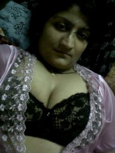 horny indian wife nude pic