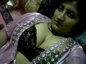 sexy indian wife nude image