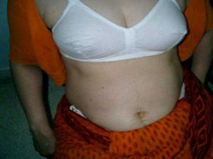 Desi Aunty hot big boobs in blouse