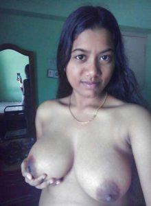 Desi Babe big tits hot