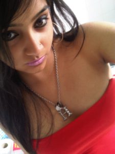 beautiful desi call centre girl naked photo