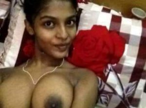 desi slim call centre girl naked selfie