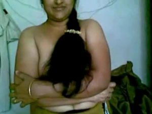 horny indian milf removing saree