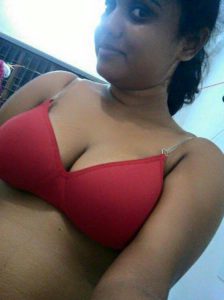 hot naked desi bhabhi big boobs