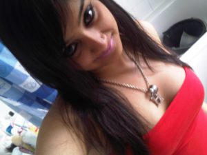 naked indian call centre girl naked selfie