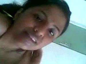 sexy desi housewife naked photograph