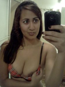 young desi indian teen girl naked selfie