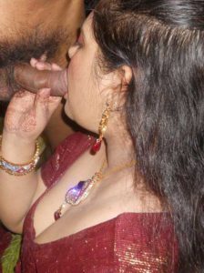 Amateur Bhabhi big hard hairy cock in mouth pic