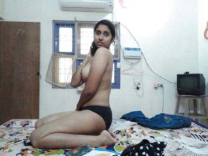 Amateur Bhabhi nude big boobs sexy pic
