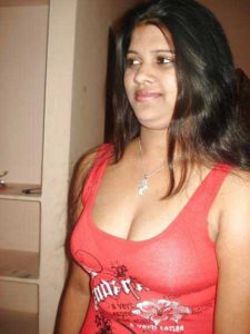 Desi Babe hot big boobs pic