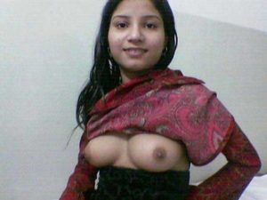 Desi Bhabhi big boobs nude hot pic