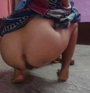 Desi Bhabhi tight round ass fucked xxx pic