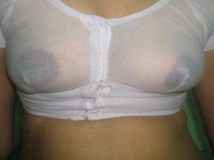 Desi Girl sexy big tits pic