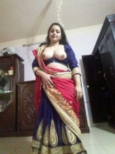 Desi Teen big boobs nude saaree pic