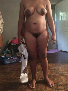 Desi aunty full nude big breasts hot pic