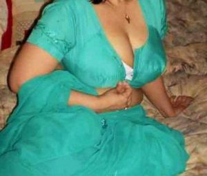 desi indian housewife nude image