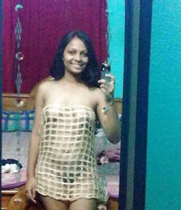 horny desi babe big boobs naked posed image