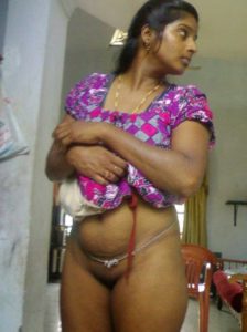 horny indian wife removing nighty showing shaved pussy