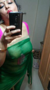 indian mature housewife naked pic