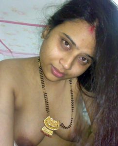 nude indian housewife xxx image