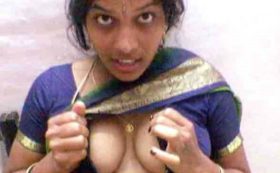 round boobs desi indian housewife image