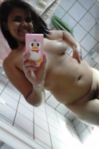 Chubby desi girl taking naked selfie