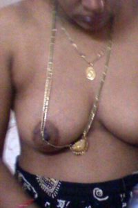 Desi boobs nude photo