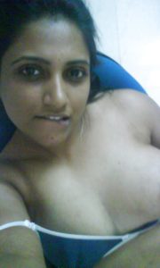 India aunty naked pic