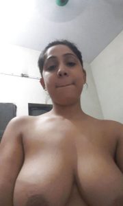Nude aunty desi xx boobs