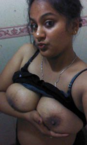 hottie pic desi tits nude