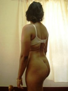 Bhabhi naked gand pic