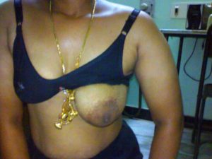 Desi bhabhi nude boobs