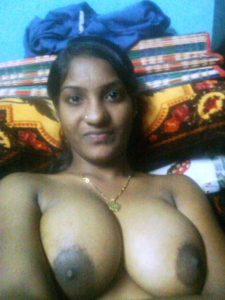 Desi nude boobs indian bhabhi pic
