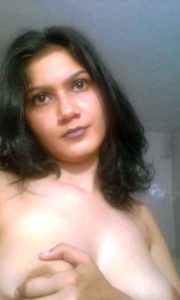 Desi round naked nipple boobs