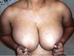 Hot desi photo boobs