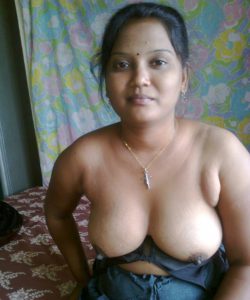 Dedi aunty nude big boobs