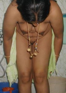 Desi naked indian photo