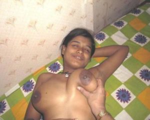 naked desi indian boobs