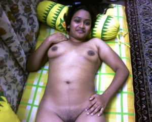 Nude desi aunty photo