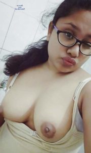 Chubby desi boobs pic