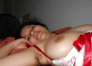 Sexy Big Bhabhi Boobs