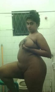 aunty huge ass