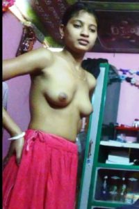 Indian-girl-nude-selfie