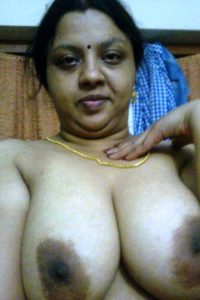 Indian-mom-boobs