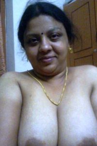 Indian-mom-boobs hot