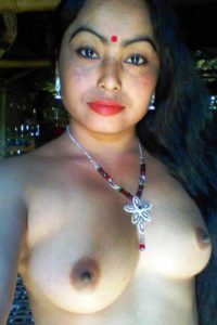 sexy indian babe boobs big
